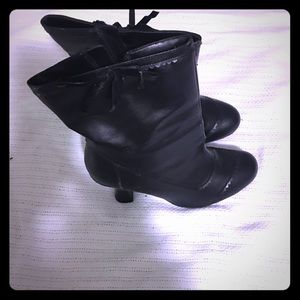Women’s size 10 black boots